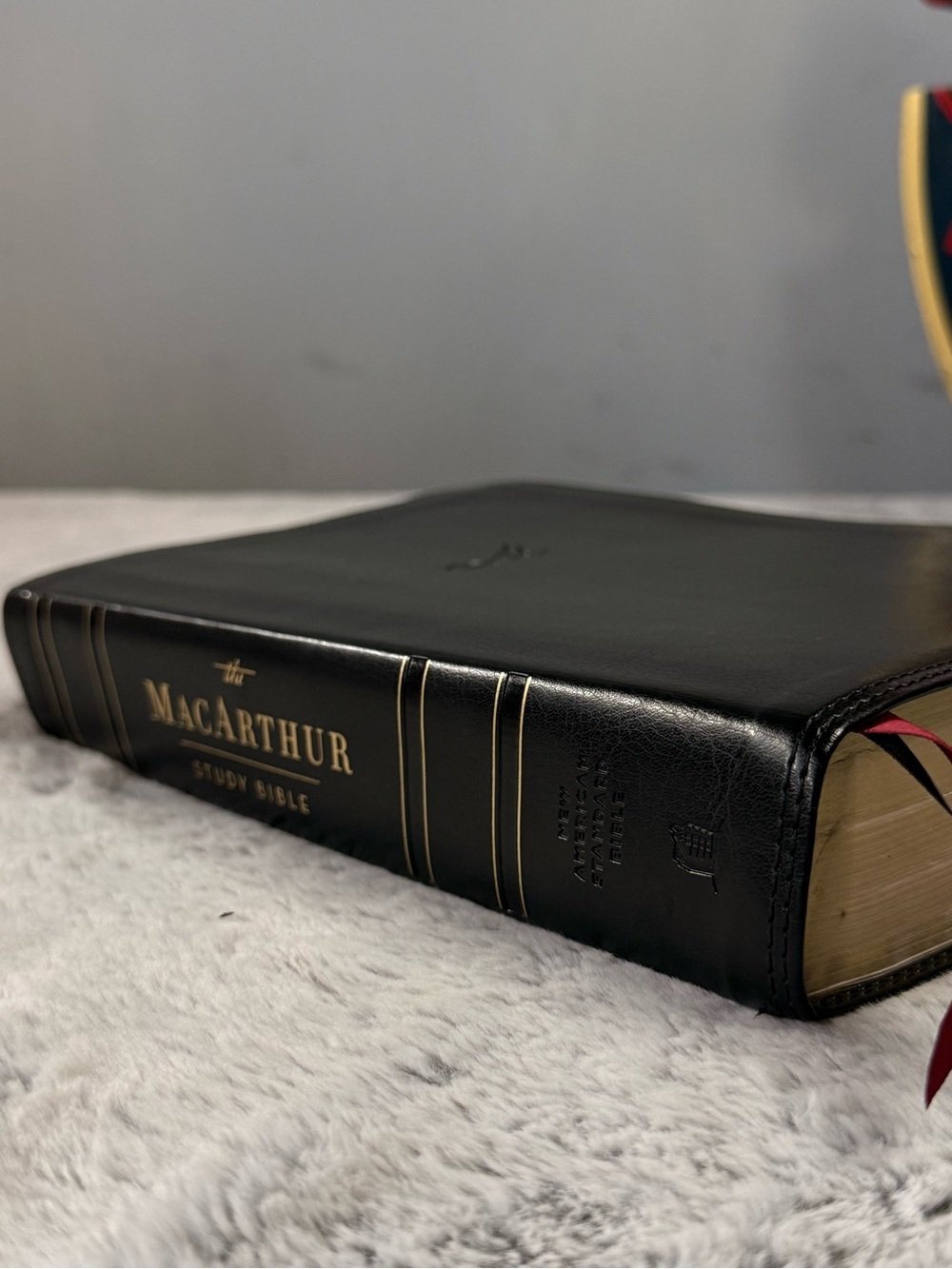 John MacArthur Study Bible NASB